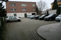 Parkplatz im Hof